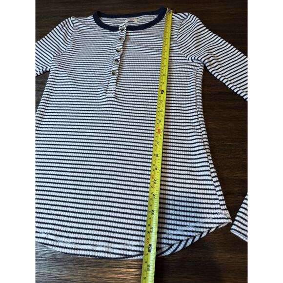 Faherty Henley Top Shirt Womens Medium Long Sleeve Blue White Stripe Ribbed - Picture 5 of 8